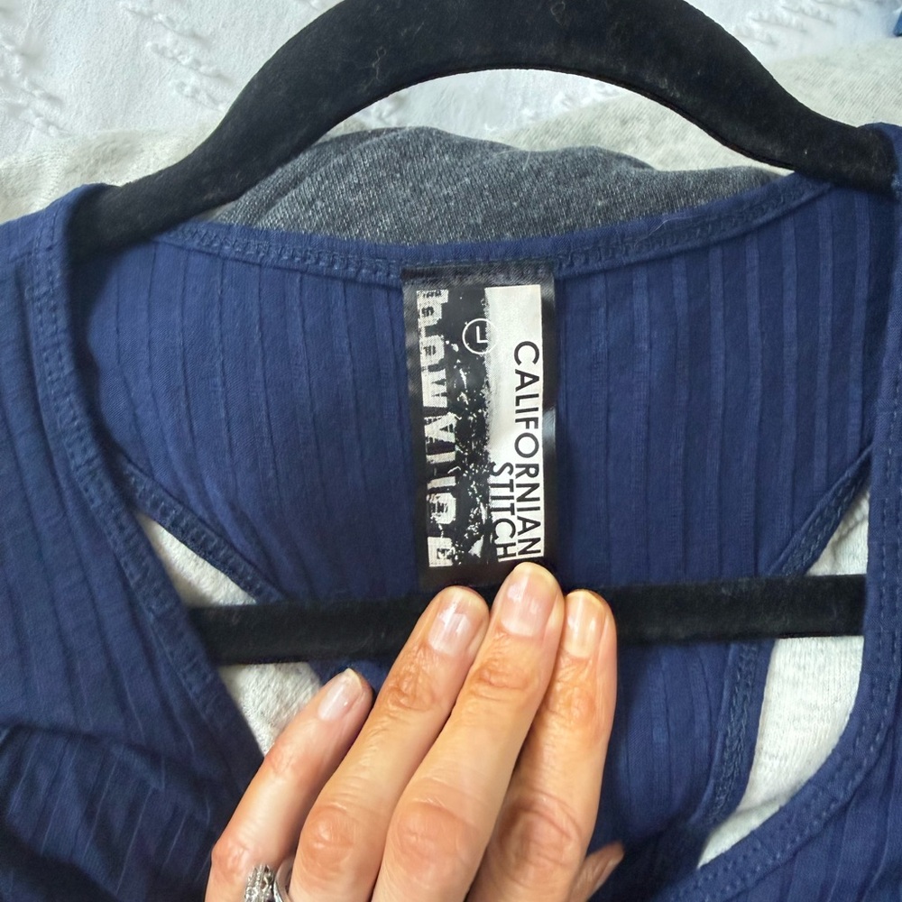 California Stitch, New Navy Ribbed Racerback Tank, Size Large - Picture 4 of 6